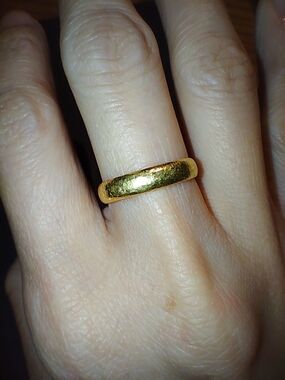 24kt Gold Women's Classic Band Ring
